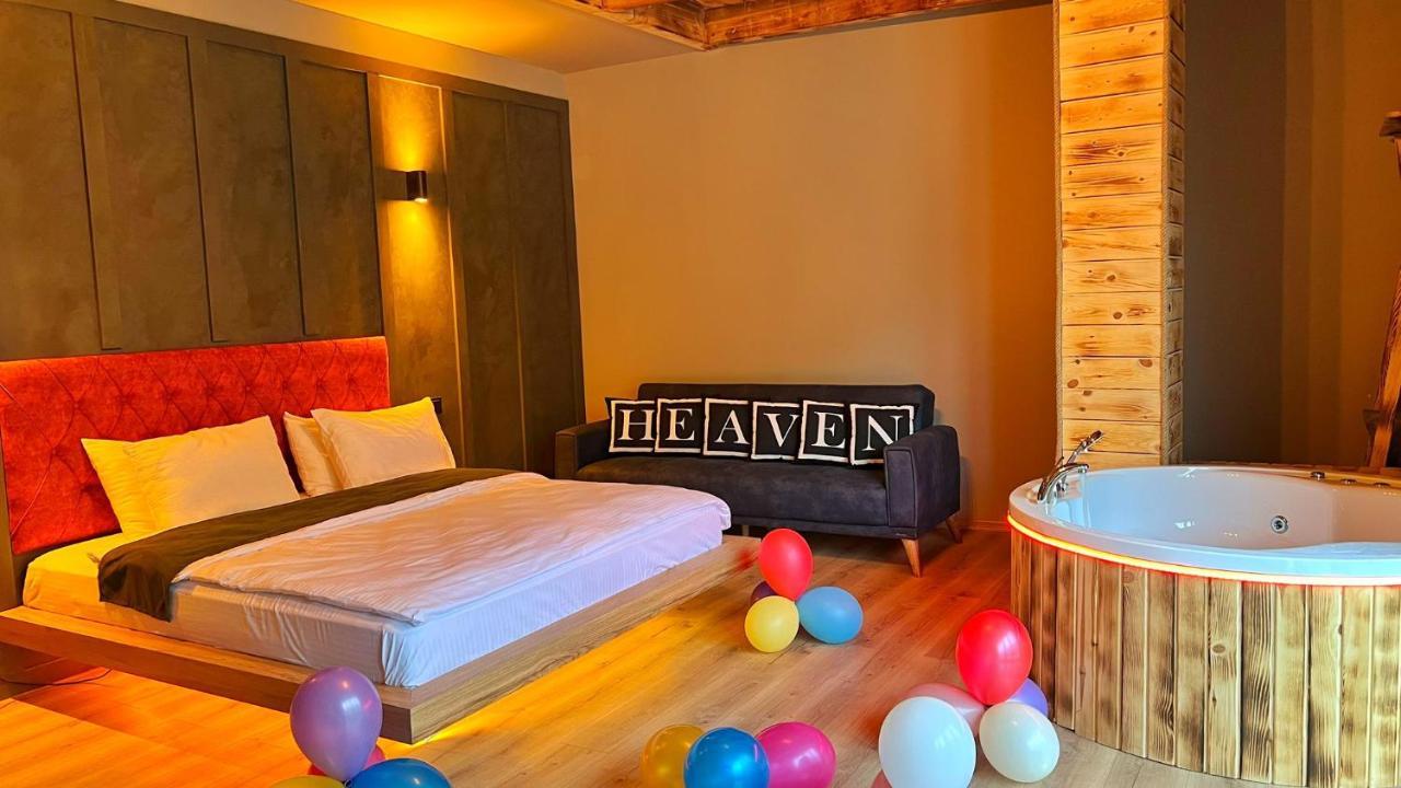 Bed and Breakfast Heaven Vip Wooden Palace Ardeşen Zewnętrze zdjęcie