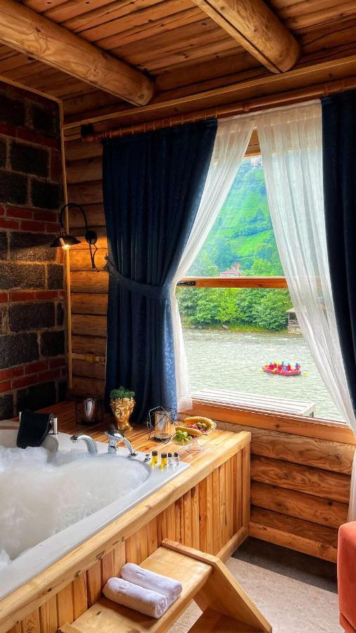 Bed and Breakfast Heaven Vip Wooden Palace Ardeşen Zewnętrze zdjęcie